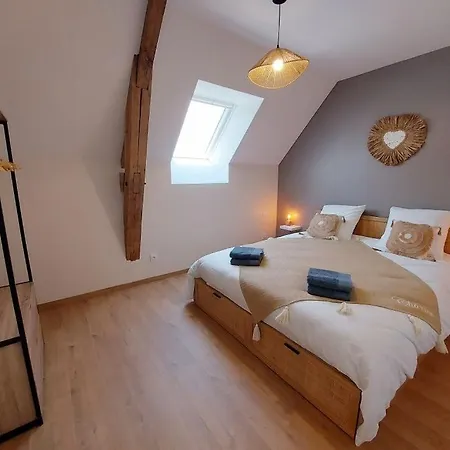 Le Logis Des Vallees, 6/7 Pers Avec Piscine Et Sauna