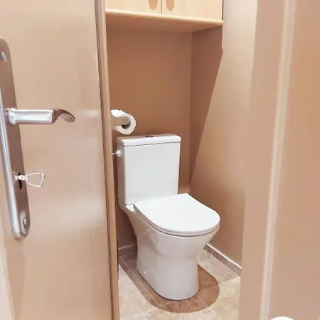 Le Logis Des Vallees, 6/7 Pers Avec Piscine Et Sauna Holiday home