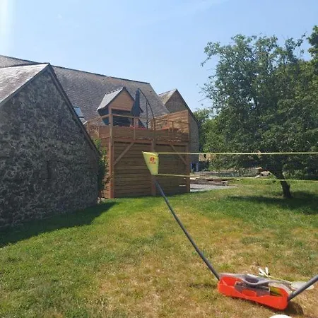 Holiday home Le Logis Des Vallees, 6/7 Pers Avec Piscine Et Sauna *