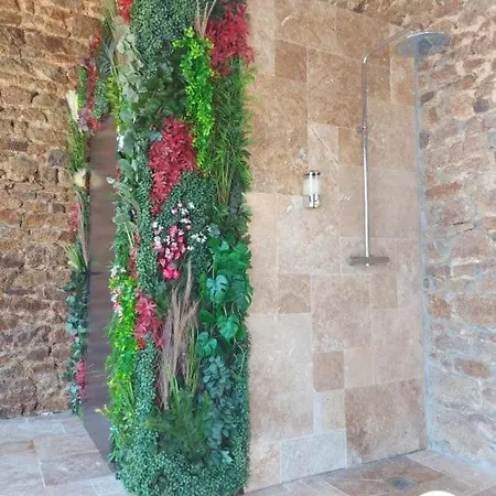 Holiday home Le Logis Des Vallees, 6/7 Pers Avec Piscine Et Sauna