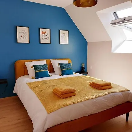 Le Logis Des Vallees, 6/7 Pers Avec Piscine Et Sauna Holiday home *