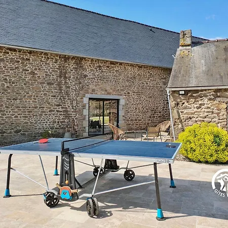 Le Logis Des Vallees, 6/7 Pers Avec Piscine Et Sauna * Ambrieres Les Vallees