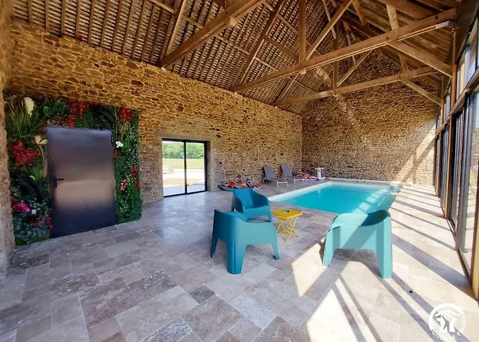 Le Logis Des Vallees, 6/7 Pers Avec Piscine Et Sauna * Ambrieres Les Vallees