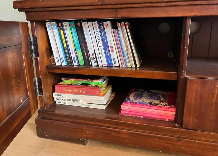 Prázdninový dům Le Logis Des Vallees, 6/7 Pers Avec Piscine Et Sauna *